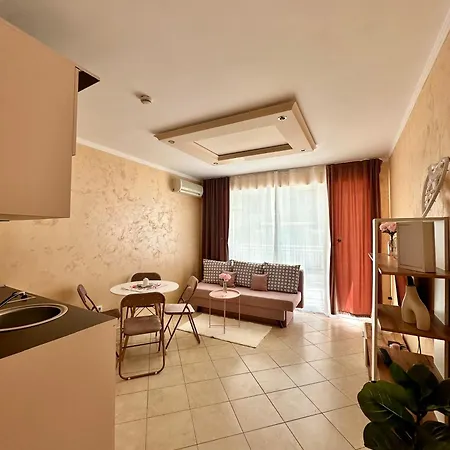 Sunny Apartment Slantschew brjag